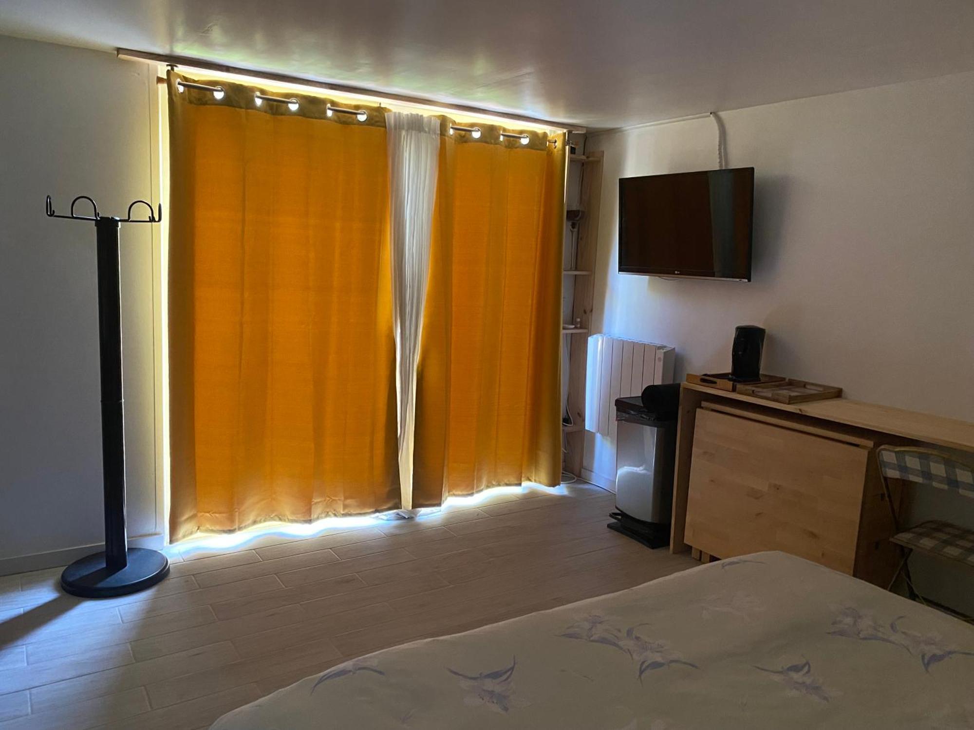 Homestay La Du Moulin Saint-Cyr-sur-Mer